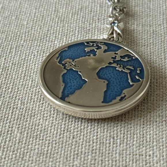 BRIGHTON Halo ODYSSEY WORLD NECKLACE & POUCH Map Earth Silver Blue Water NWT - Picture 7 of 11